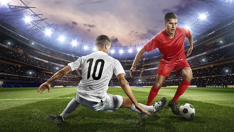 英超联赛激战不断，足球赛事精彩